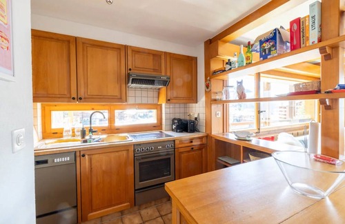 Verbier Apartment | VERBIER VIEWS WITH PRIVATE PARKING IN THE CENTER OF THE VILLAGE
