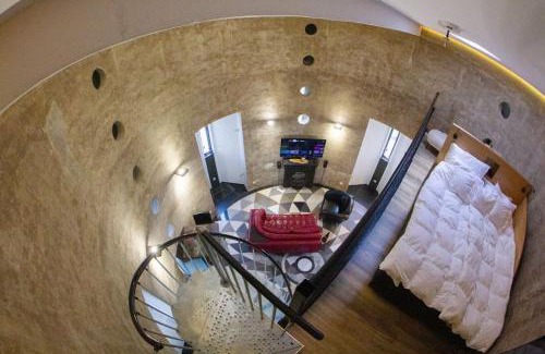 Strijen Apartment | Verblijf boven in de watertoren van Strijen met dakterras