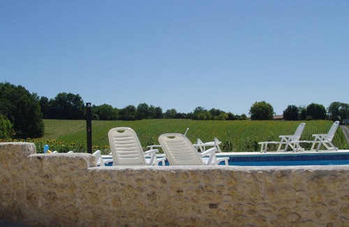 Boisne-la-Tude Cottage | Verdier, Le Grand Vignaud Gites