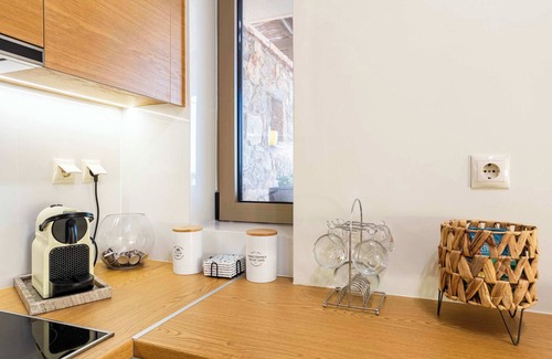 Paralia Vergas Apartment | Verga Paradise Nest - A Blissful Hideout
