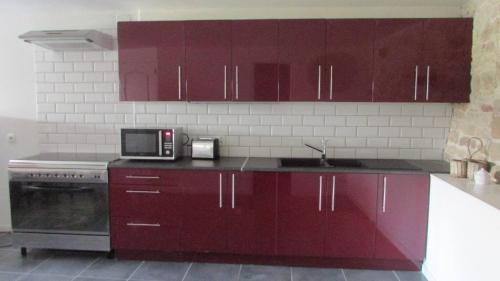 Duil-sur-le-Mignon House | Verseau, Les Constellations