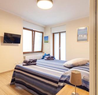 Somma Lombardo House | Veruskacamere Camera 1