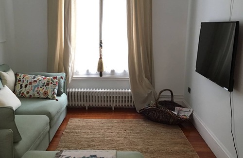 Bilbao City Centre Condo | Very central apartment in Bilbao a few meters from Gran Vía, E-BI-752.