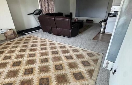 Winchester Apartment | Very charming & spacious 2 bedrm