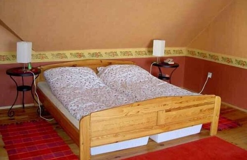 Stare Sady House | Very comfortable holiday cottage, perched on the high shore of the Talty Lake