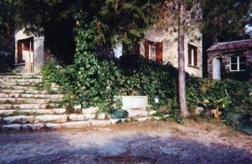 Vallon-Pont-d'Arc House | Very comfortable vacation home in a 3000 m2 park VALLON PONT D'ARC