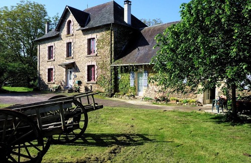 Saint-Germain-les-Vergnes House | Very large property, ideal for large groups seeking tranquility
