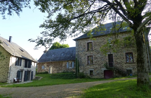 Saint-Germain-les-Vergnes House | Very large property, ideal for large groups seeking tranquility