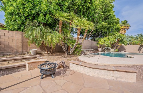 Sierra Verde at Arrowhead Ranch House | Very Large 5br, Arrowhead Ranch, Games, Quiet, Relaxing