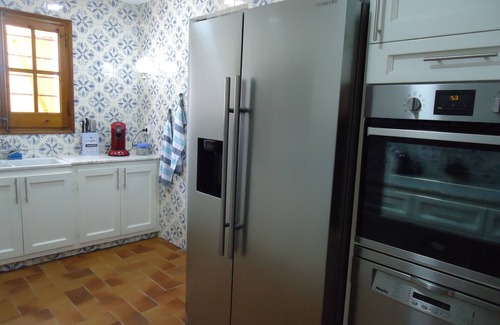 L'Escala Villa | Very Large House 150 meters from the beach and shops