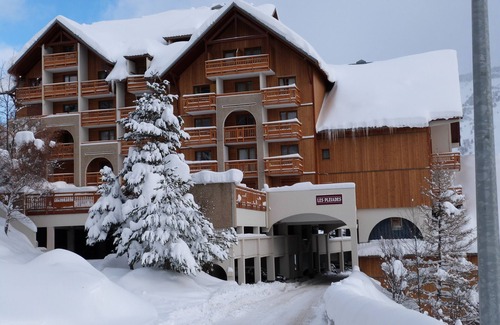 Les Deux Alpes Apartment | Very nice apartment 28m2 classified 2 stars in heart station, prox. tracks.