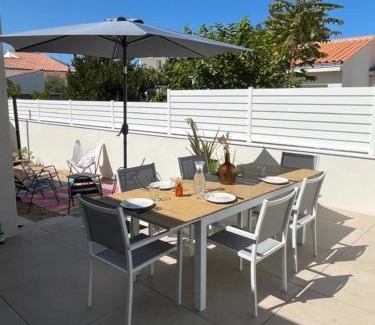 La Tranche-sur-Mer House | Very nice house 2 steps from the beach