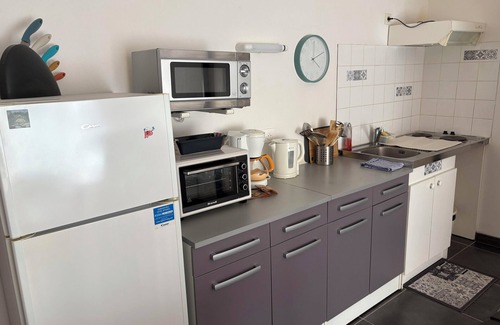 Eugenie-les-Bains Apartment | Very nice T2 ground floor with bay window in a quiet area not overlooked