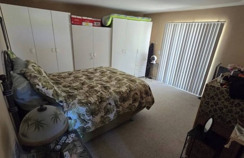 Simi Valley House | Very Private Guest House for 6 on Private 3.25 acre Estate behind 2 secure gates