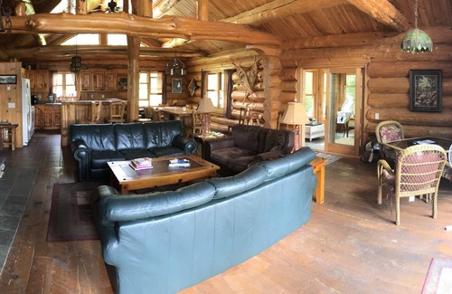 Marcell Cabin | Very Private log lodge on Minnesota’s clearest lake inc. Kayak rowboat & canoe