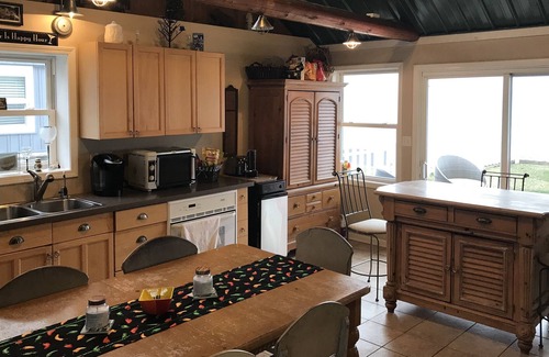 Pigeon Cottage | Very spacious sand point cottage on the famous north shore with beach.