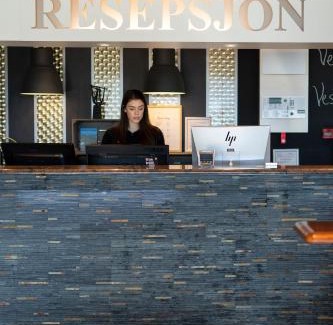 Vestnes Hotel | Vestnes Fjordhotell