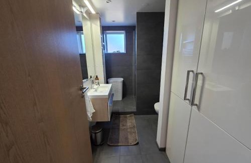 Hafnarfjordur Apartment | Vesturvangur 44
