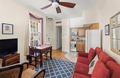 Capitol Hill Condo | Veteran Owned 1 block to Capitol Great Spot