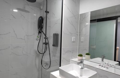Kota Kinabalu Apartment | Vetro11 Beside QEH1 by JUNE Homestay