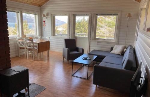 Ballstad House | Vettinghytta, close to the sea with amazing view.