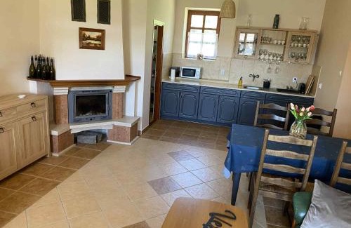 Mad Apartment | Veze-Birtok Apartman