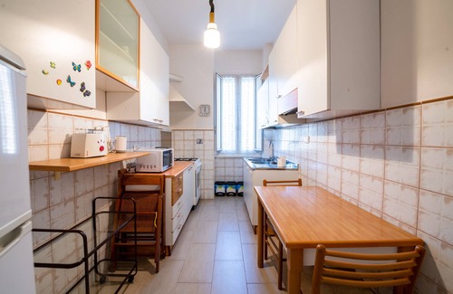 Flaminio Apartment | Via Flaminia 389 - One Bedroom Apartment, Sleeps 3