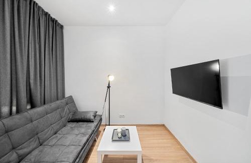 Althangrund Apartment | VibeStudio 303 - Central - AC - Licensed - Parking Nearby
