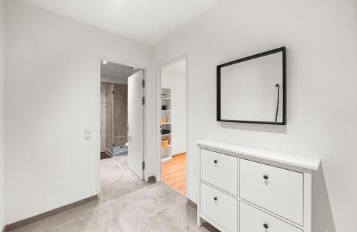Althangrund Apartment | VibeStudio 404 - Central - AC - Licensed - Parking Nearby