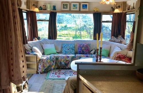 Cortober House | Vibrant Artists home Lough Arrow, Co.Sligo