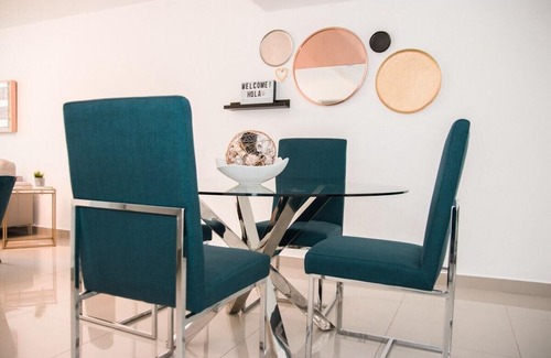 Condado Apartment | Vibrant Modern 1 bedroom Apartment in The Heart of Condado with Parking