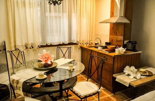 Siguenza Apartment | Victoria Loft with Jacuzzi I