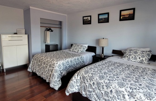 Colwood House | Victoria Ocean view B&B House