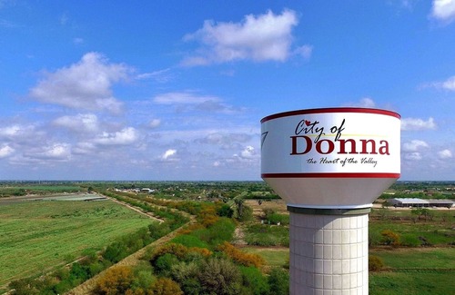 Donna Hotel | Victoria Palms Inn & Suites