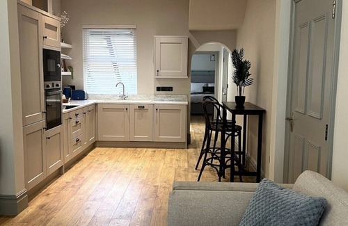 Bangor House | Victorian Apt. in Bangor