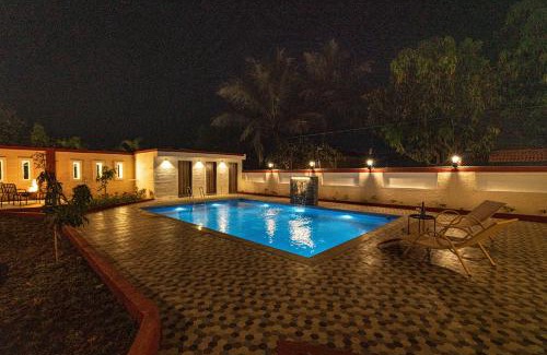 Devghar Villa | Victorian by Tropicana Stays