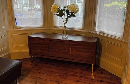 Cork House | Victorian Townhouse next to UCC, Cork