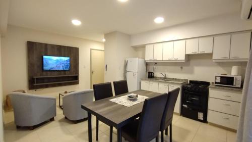 Maipu Apartment | Vid y Olivo. Cómodo departamento en el centro de Maipú