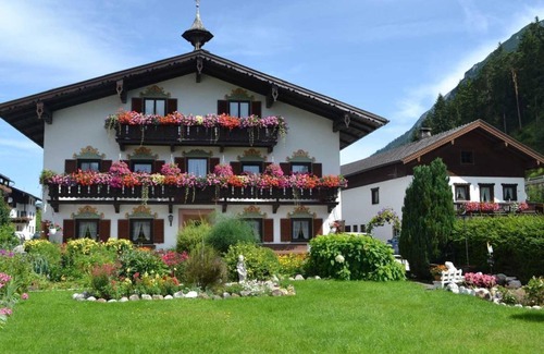 Achenkirch Apartment | Vierbettzimmer mit Dusche und WC - Landhaus Mayer