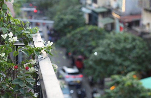 Old Quarter Apartment | Vietnam Travelers Home 1 with Private Balcony