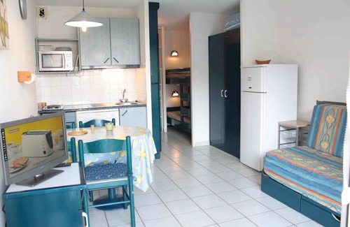 Vieux-Boucau-les-Bains Apartment | Vieux Boucau: apartment/flat - 2 rooms - 4 personsResidential flat
