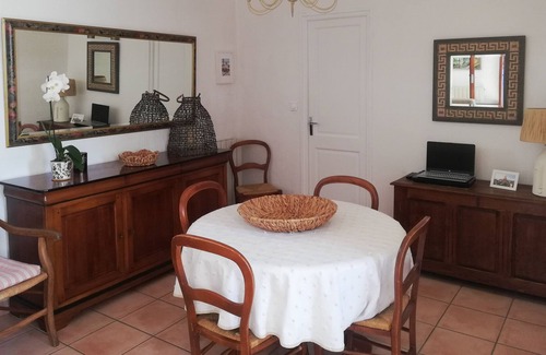 Cap Benat Villa | View of the sea without vis-à-vis, quiet in the private domain of Gaou Bénat