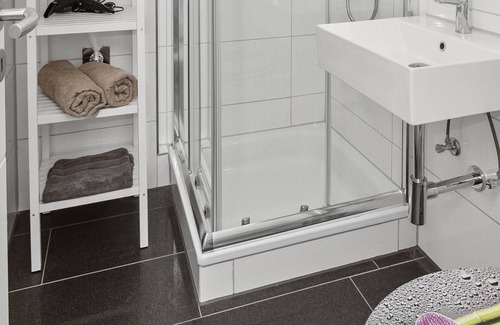 Neu-Ulm Apartment | ☆View of the Minster☆3 min old town|balcony|kitchen