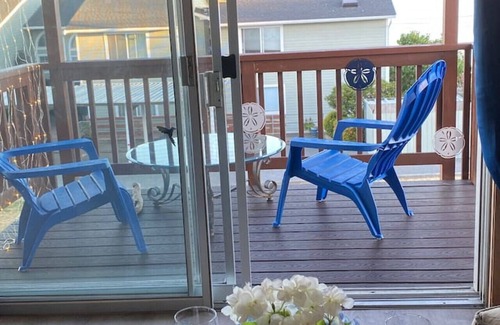 Oak Harbor Apartment | View * W/D * Downtown * Harbor * R & R!