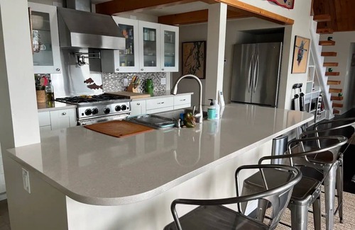 Grapeview Cabin | View Waterfront Beach Cabin on the South Puget Sound, Hot Tub, AC, Pet Friendly