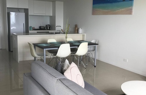 Darwin City Centre Apartment | Views of Darwin Harbor