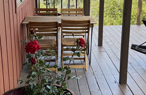 Kelseyville House | VIEWS! private deck, hot tub, pool, private boat launch