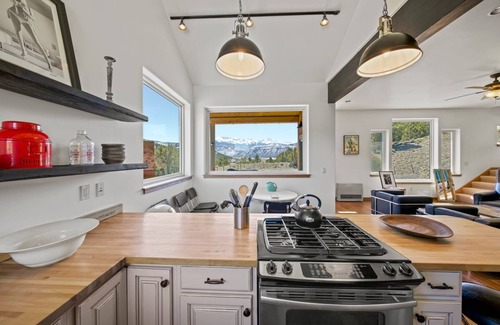 Ridgway House | Views Views and more Views