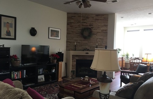 Ladera West House | VIEWS, VIEWS, VIEWS at Casa TESORO