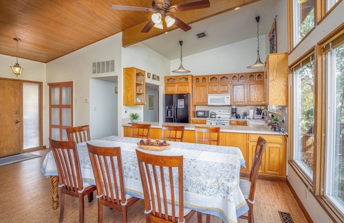 Three Rivers House | Views You Cannot Believe! 3 Bedroom and River Front